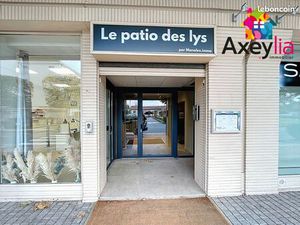 Local 53 m² Le Coteau