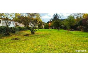 TERRAIN - 1100m² Langeac