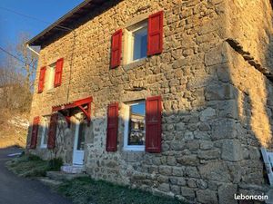 Charmante maison en pierre à fort potentiel