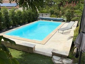 Villa plain pieds corneilhan