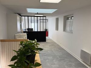 Bureaux 77 m² Le Mans