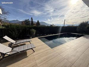 Propriété 6 pièces 159 m²