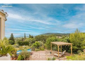 Propriété 4 pièces 140 m²