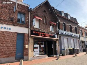 Immeuble de rapport 323 m2 SOMAIN