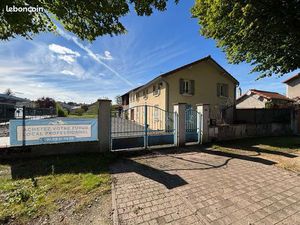 Local professionnel 60 m²