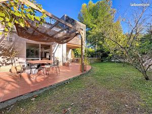 Maison au calme pleine de charme