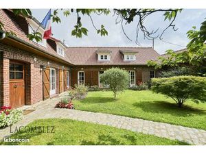 Propriété 7 pièces 204 m²