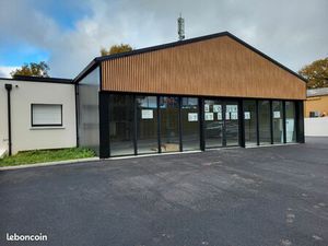 Local d'activité isolé emplacement ideal