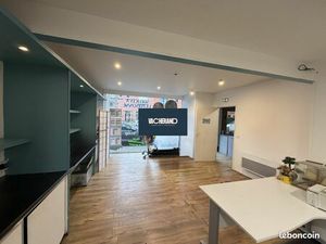 Local 220 m² Saint-André-lez-Lille