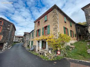 Maison 10 pièces 275 m²