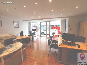 Local 73 m² Boulogne-sur-Mer