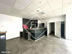 Local commercial 85 m²