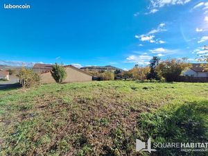 Terrain 711 m² CHAS