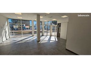 Local 75M² - murs commerciaux