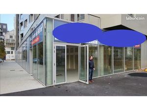 365m²: bel entrepôt local neuf en pied d'immeuble