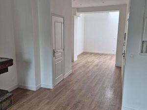 Local professionnel - Place Jules Guesde