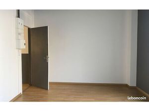 Local professionnel 22m2-idéal pour profession libérale ou bureau indépendant