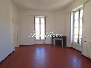 NOUVEAUTE ! À vendre Nîmes  proche Jean Jaurès  bel appartem
