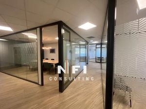 Plateau rénové de 416m² à vendre  divisible à partir de 235m²