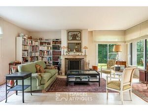 Quiétude d'une maison d'Architecte avec vue