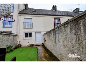 MAISON 3 CHAMBRES - 1 BUREAU - GARAGE - MAUREPAS