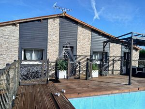 Maison Mouzeuil-saint-martin - 4 chambres - 127 m²