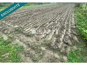 Terrain de loisir / jardin de 891m²- non constructible