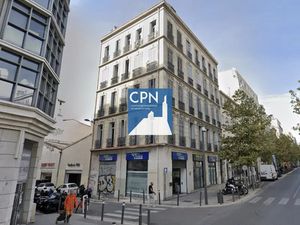 Location local commercial - Cours Lieutaud