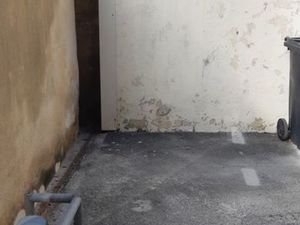 Place de parking 2 roues Victoire- Saint-André Victor Hugo