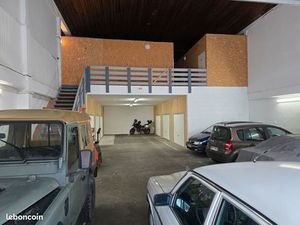 Garde meuble  box  parking Moto  Rosporden gare