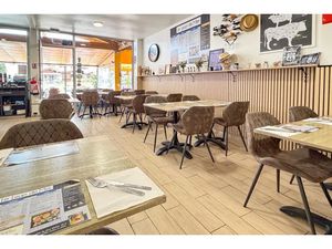 100 m plage Miramar fonds de commerce restauration