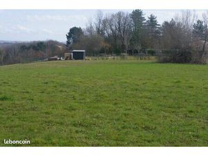Magnifique TERRAIN DE 4 ha A 10 KM DE MONTAUBAN