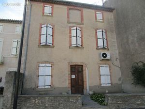 Maison de maître avec jardin intime et grand garage
