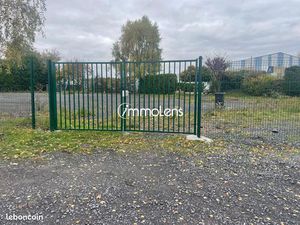 Terrain 700 m² Carvin