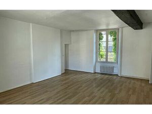 Location appartement  m² T-2 à Senlis  863 €
