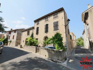 Maison vigneronne avec terrasse et garage