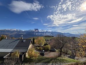 RARE A LA VENTE SUR LE PLATEAU