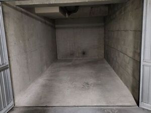 Box fermé ds 1er sous sol également fermé