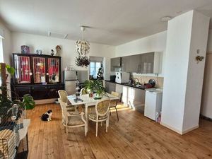 A louer Appartement T3 de 59 m2 Carrez non meublé + place de parking réservée + cave de 13