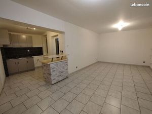 Maison 2 chambres + grand bureau