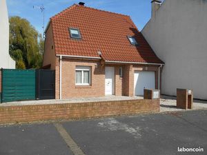 Particulier loue chaleureuse maison semi individuelle à LEERS