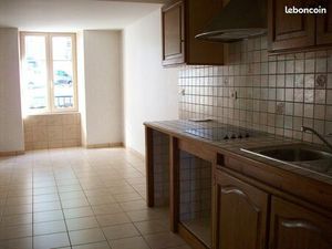 Grand T2 au 1er étage