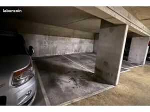 Place parking location 2 roues sécurisée - place partagée 38100 Grenoble