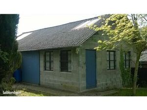 Grand local professionnel centre Doudeville