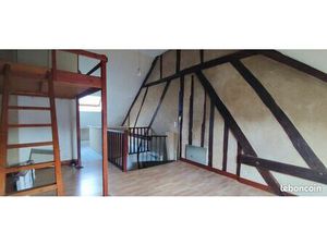 Studio avec mezzanine  Pacy centre