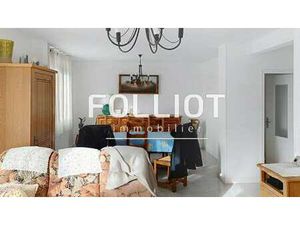 Vente Appartement 4 pièces à Carentan-les-Marais (50500) : à vendre 4 pièces / 84m² Carent