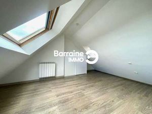 Location Appartement 2 pièces à Hennebont (56700) : à louer 2 pièces / 40m² Hennebont