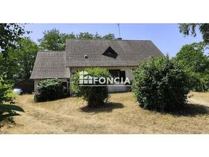 Maison familiale dans quartier paisible