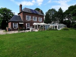 15 MINUTES DE BOURGTHEROULDE