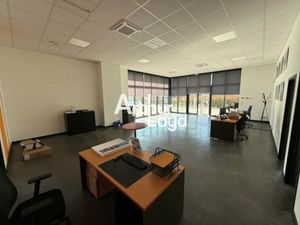 LOCAL COMMERCIAL - STOCKAGE A LOUER